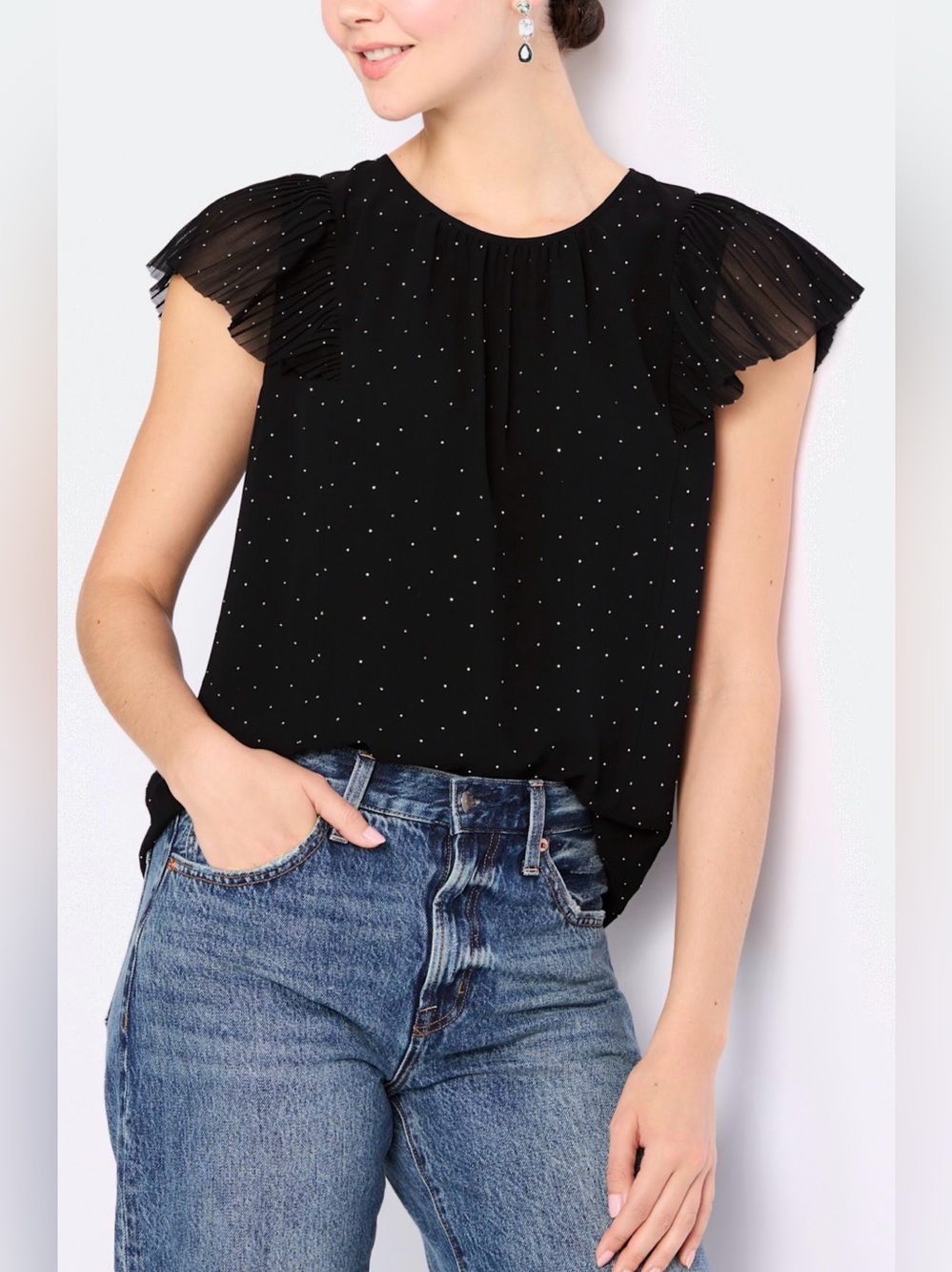 NWOT Daniel Rainn Black Polka Dot Pleated Cap Sleeve Blouse